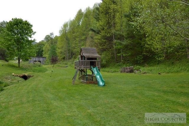 Image number 5 for the current listing