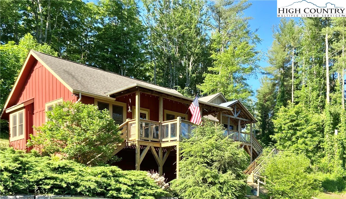 Image number 1 for the current listing
