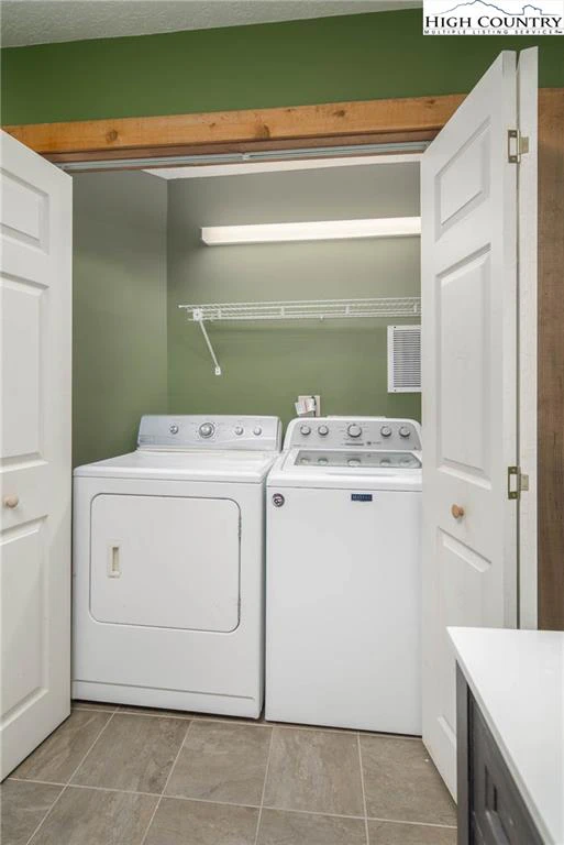 Image number 12 for the current listing