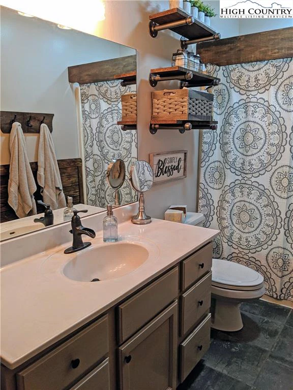 Image number 8 for the current listing