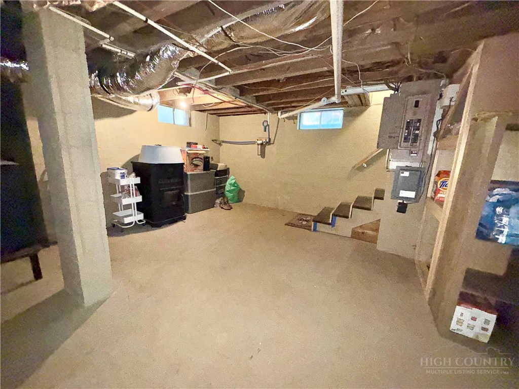 Image number 2 for the current listing