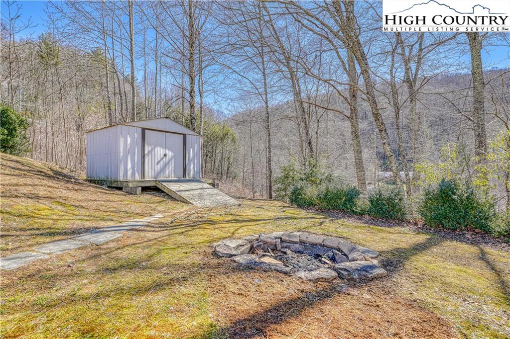 Image number 5 for the current listing