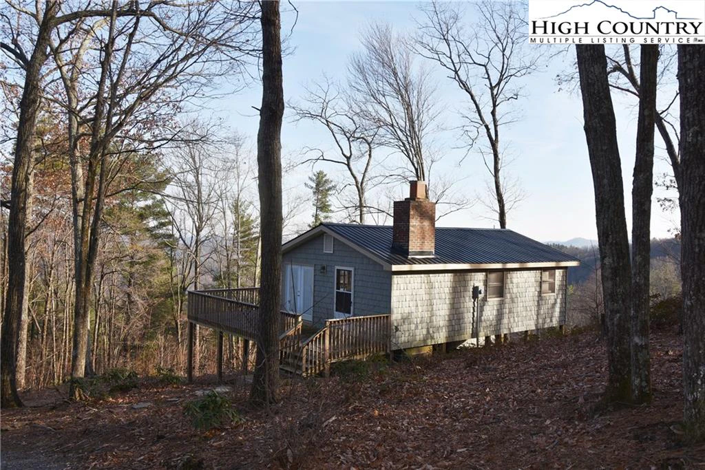 Image number 1 for the current listing