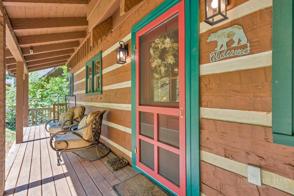 Image number 5 for the current listing