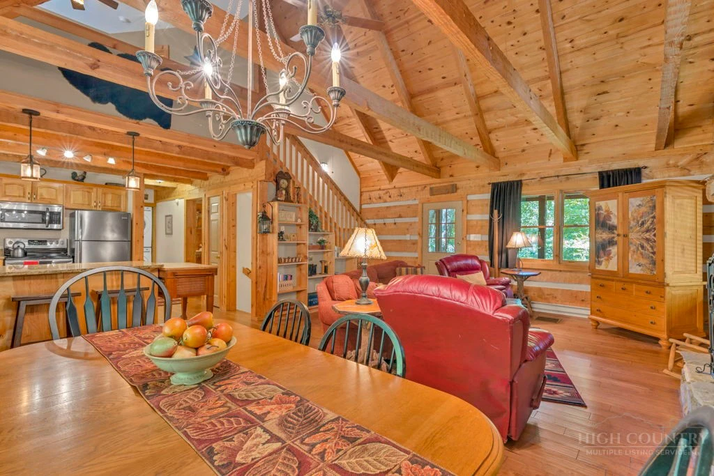 Image number 10 for the current listing