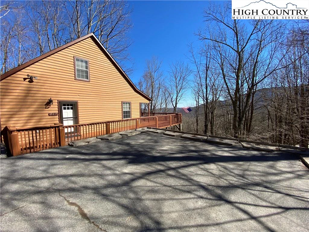 Image number 5 for the current listing