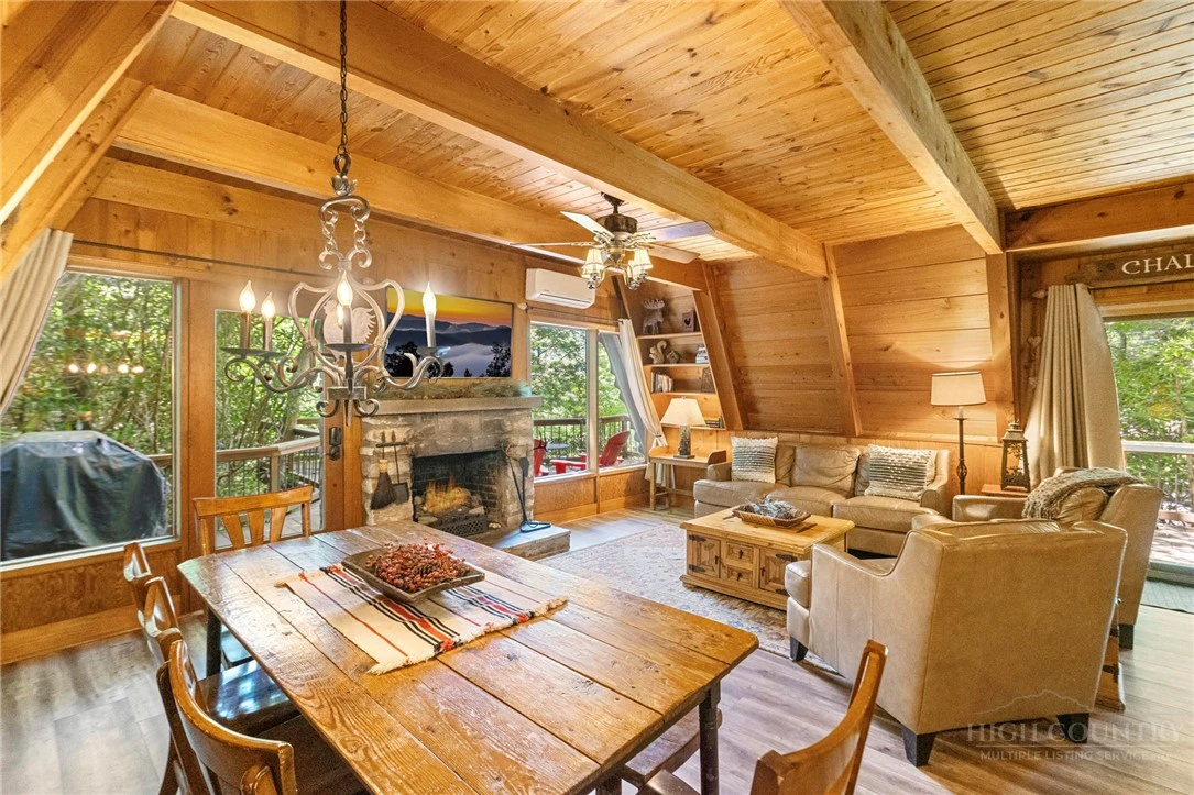 Image number 5 for the current listing