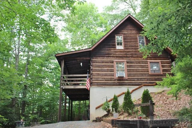 Image number 1 for the current listing