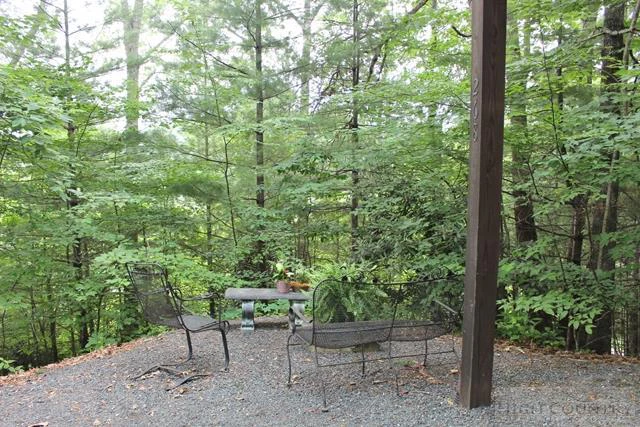 Image number 5 for the current listing