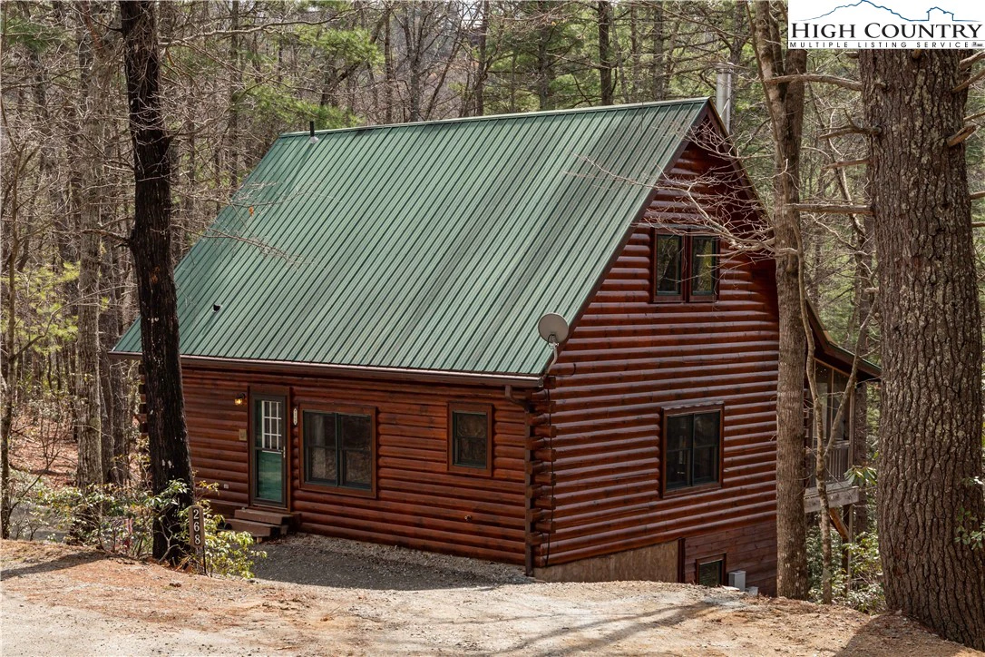 Image number 17 for the current listing