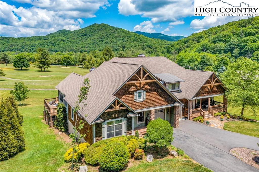 Image number 1 for the current listing