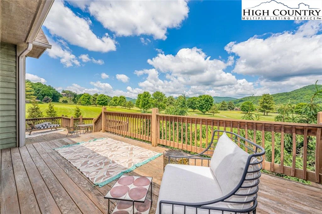 Image number 7 for the current listing