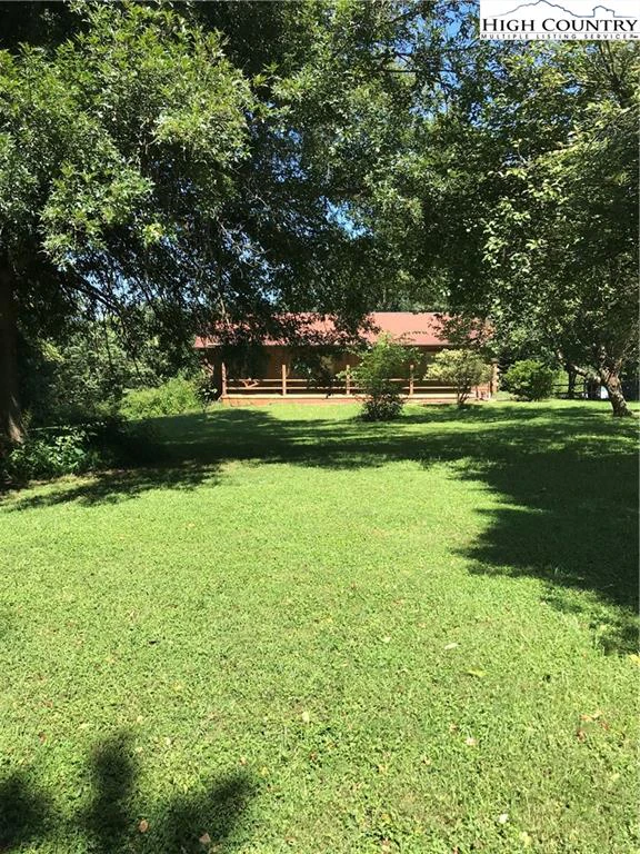 Image number 28 for the current listing