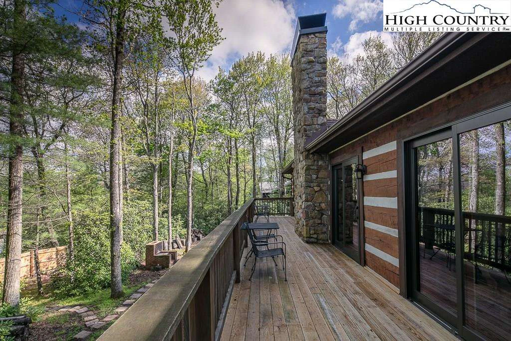 Image number 14 for the current listing