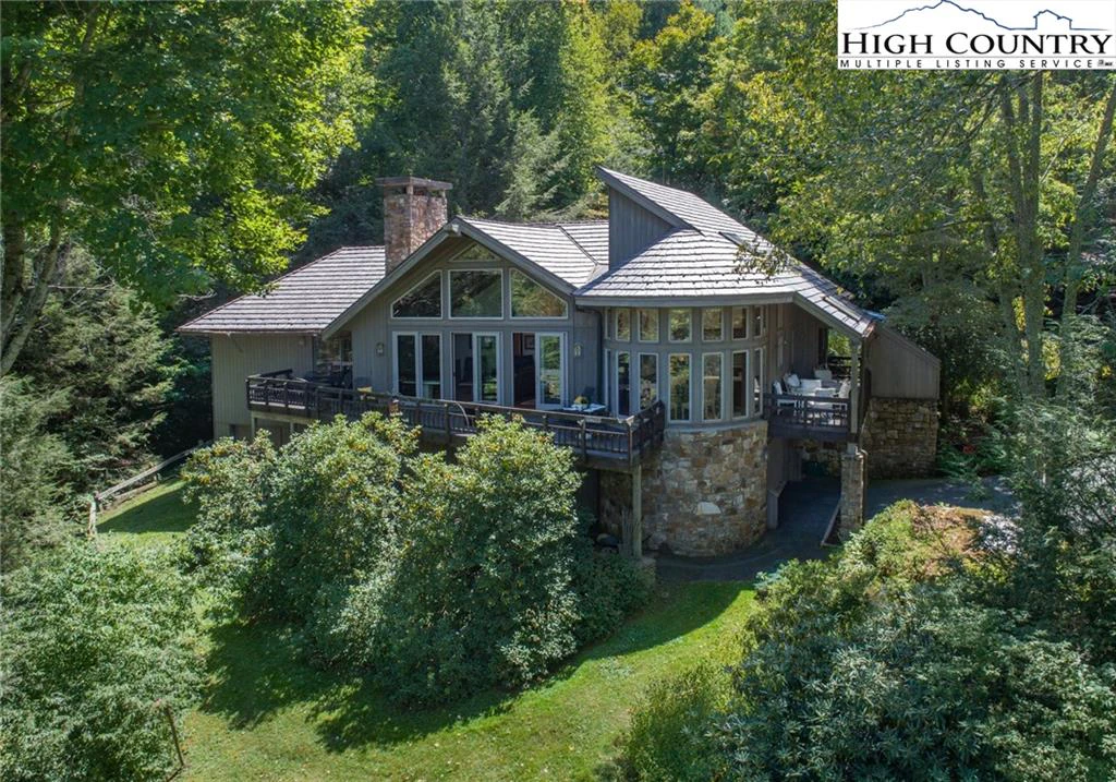 Image number 3 for the current listing