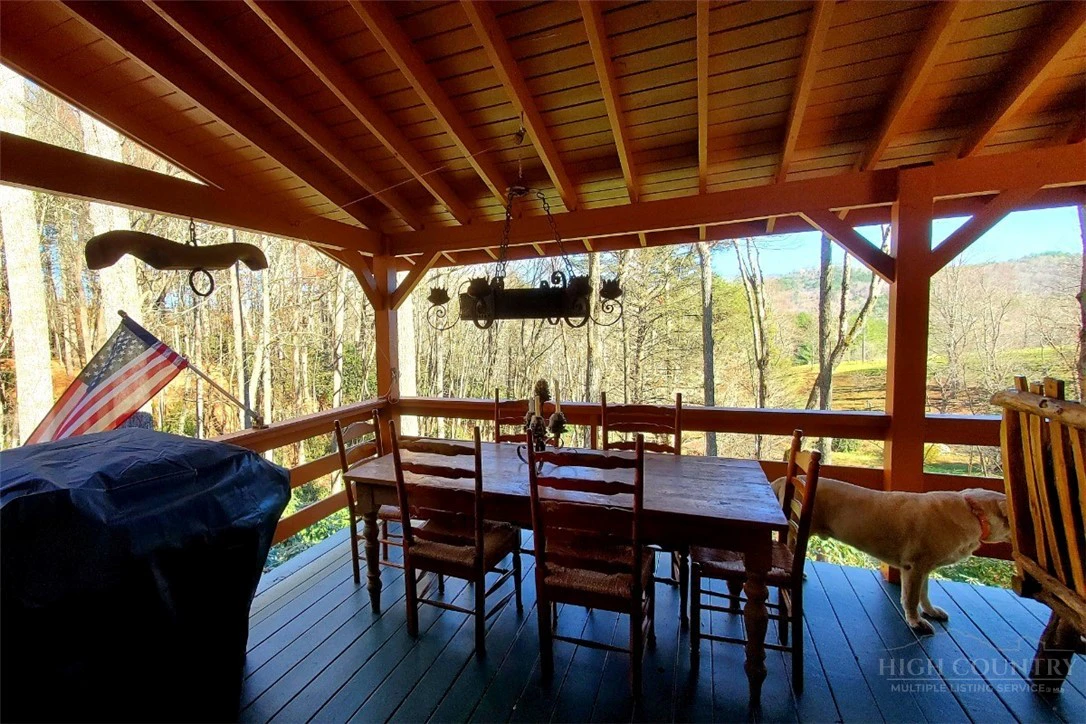Image number 6 for the current listing