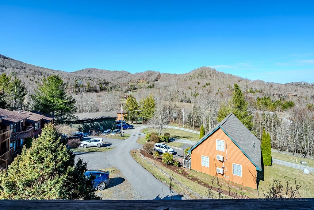 Image number 6 for the current listing