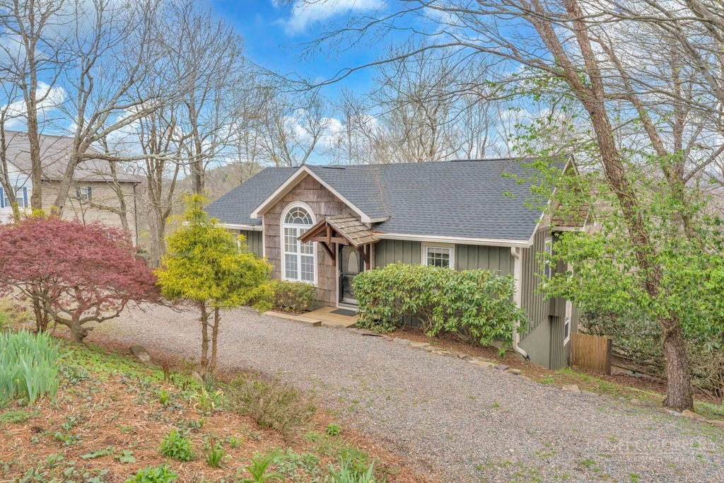 Image number 3 for the current listing