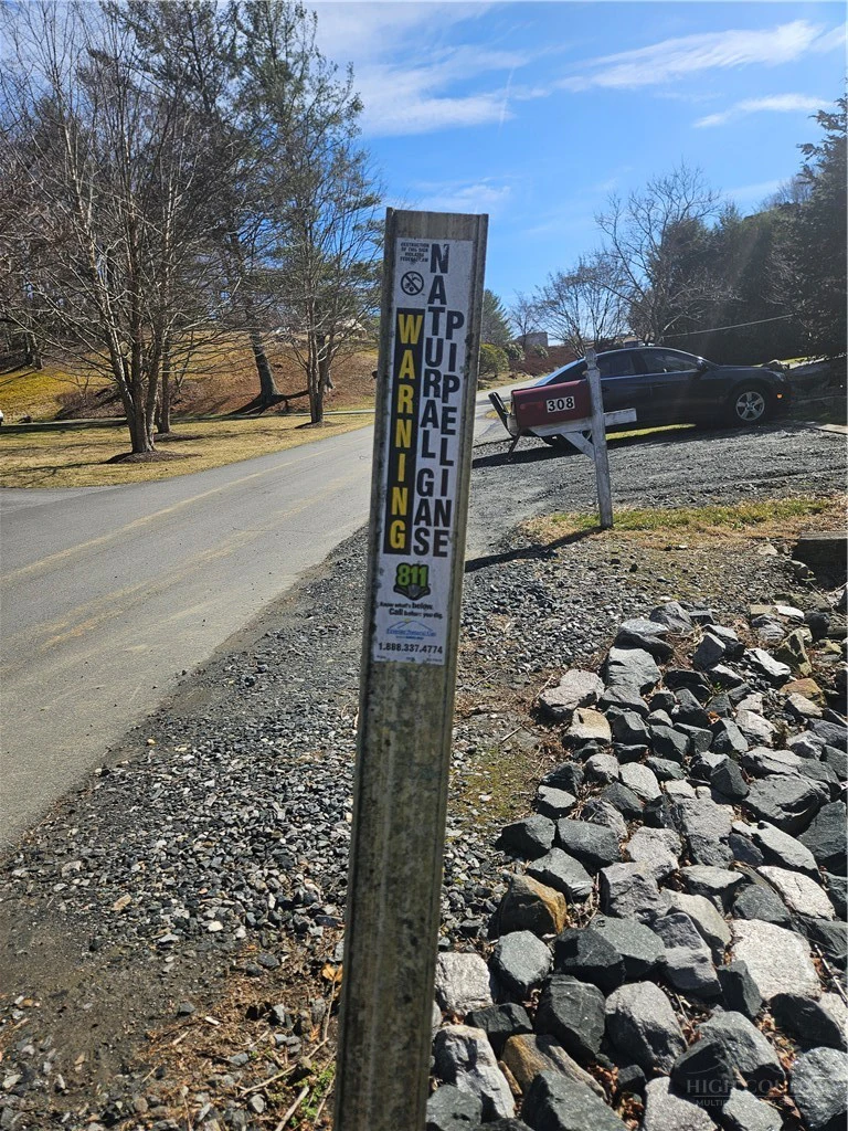 Image number 3 for the current listing