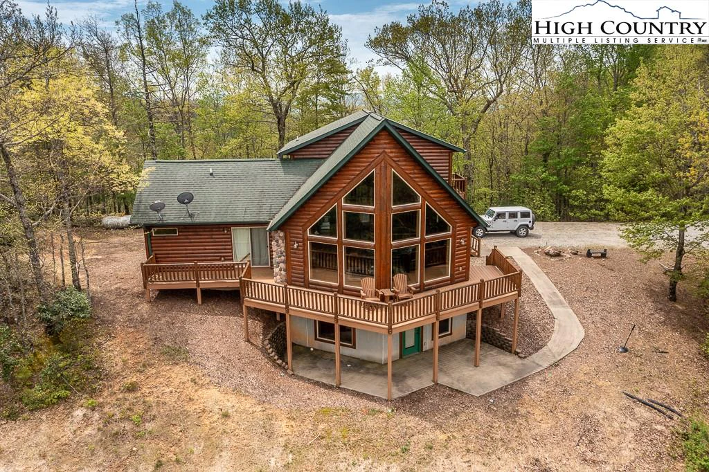 Image number 1 for the current listing
