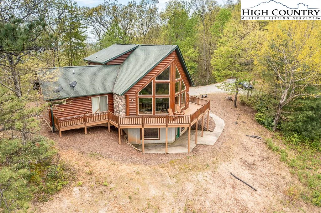 Image number 17 for the current listing
