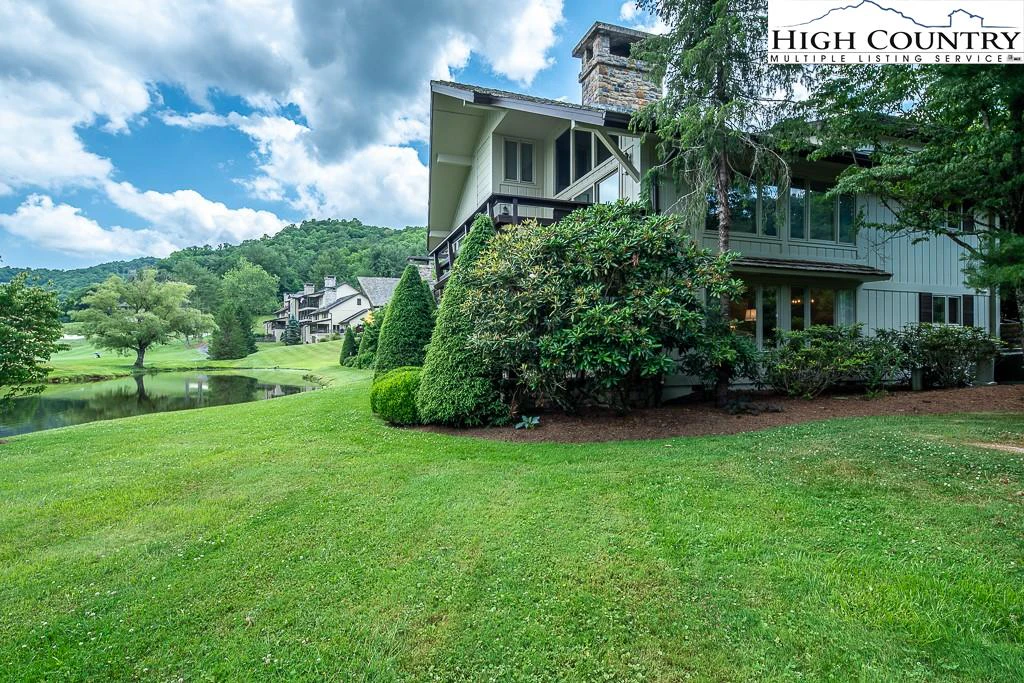 Image number 16 for the current listing