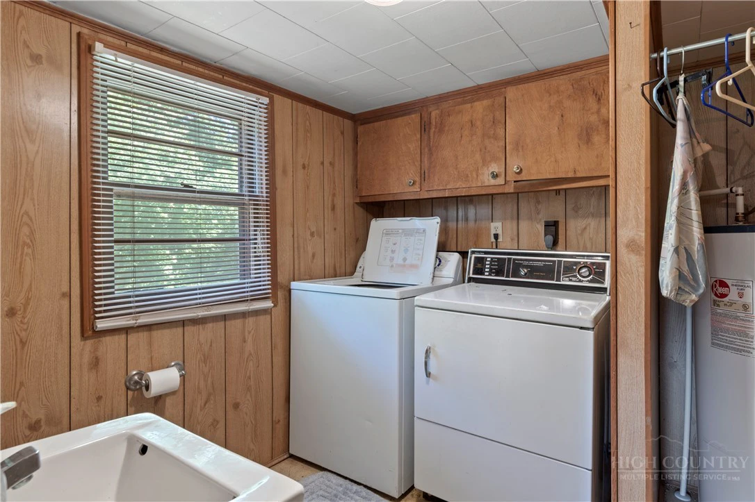 Image number 5 for the current listing