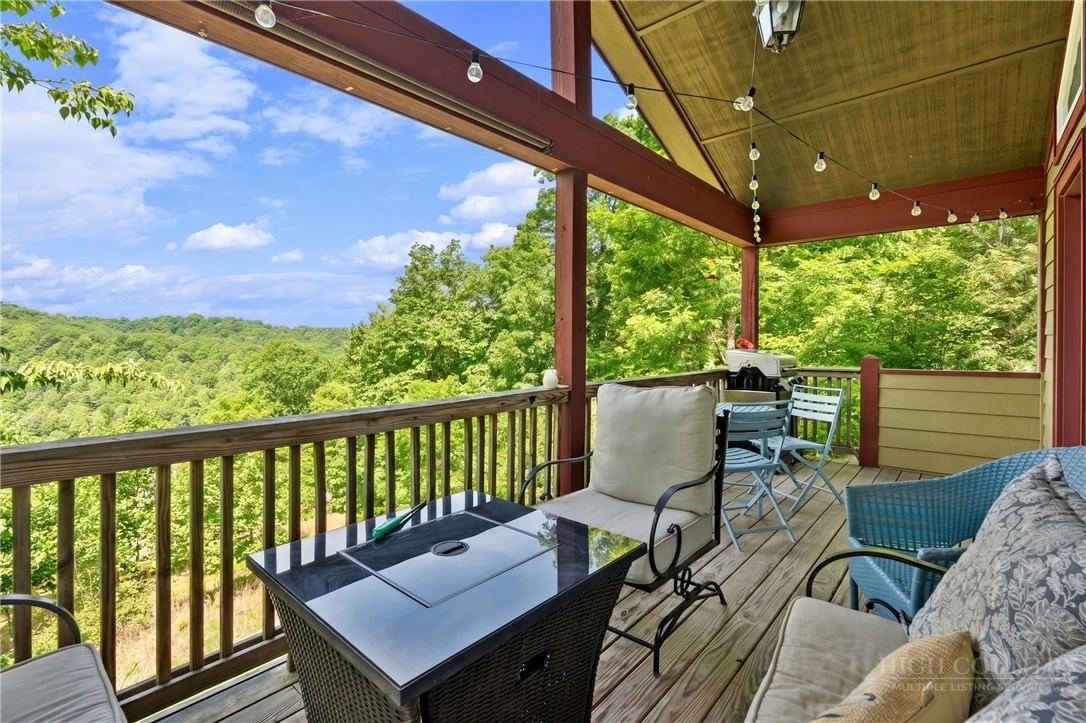 Image number 7 for the current listing
