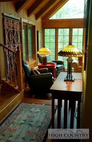Image number 10 for the current listing