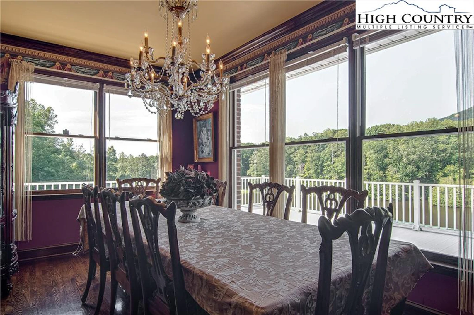 Image number 4 for the current listing