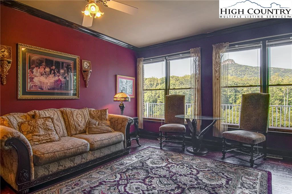 Image number 13 for the current listing