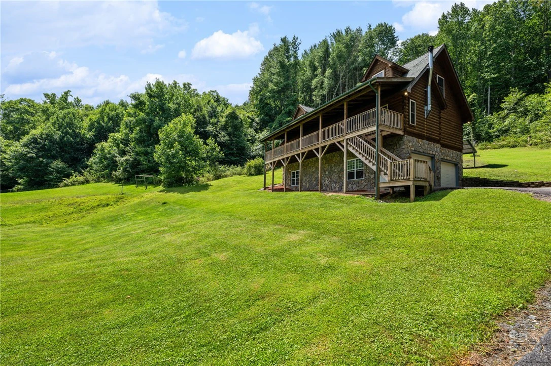 Image number 5 for the current listing