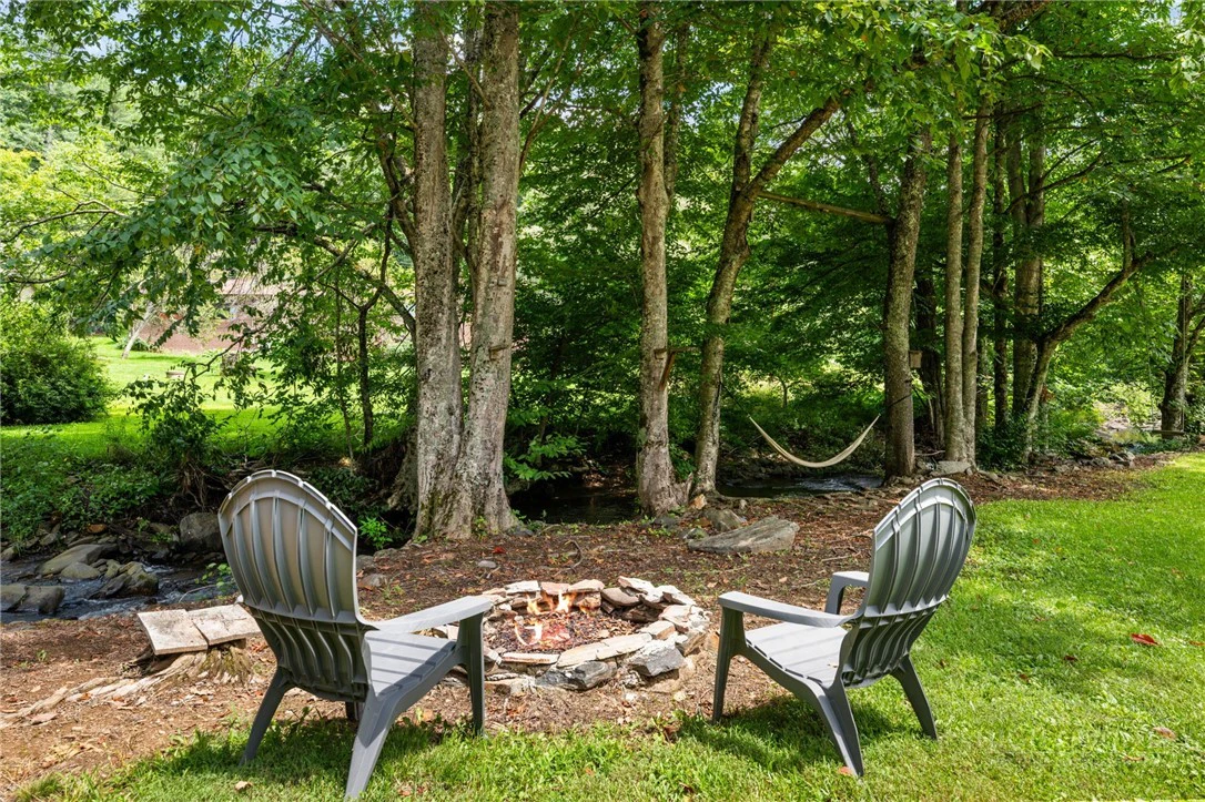 Image number 7 for the current listing