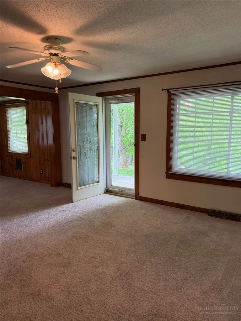 Image number 6 for the current listing