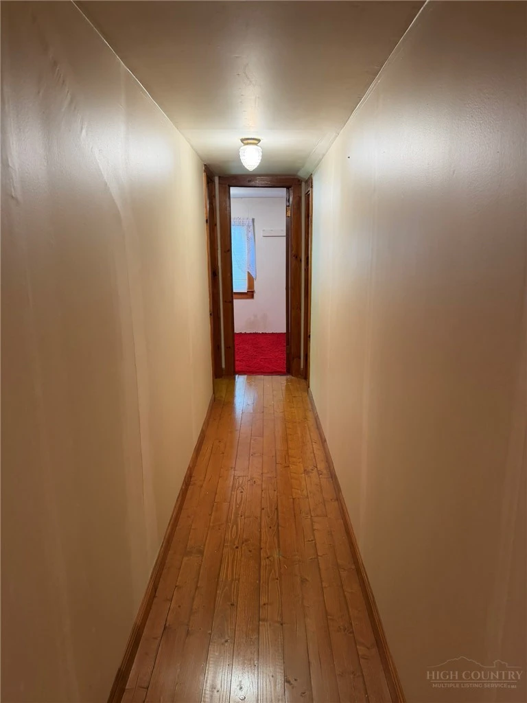 Image number 13 for the current listing