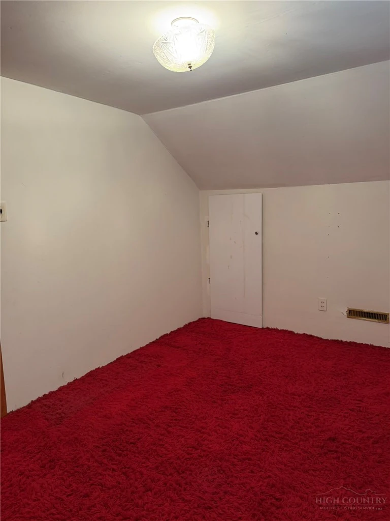 Image number 15 for the current listing