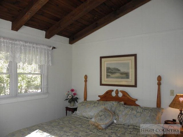 Image number 6 for the current listing