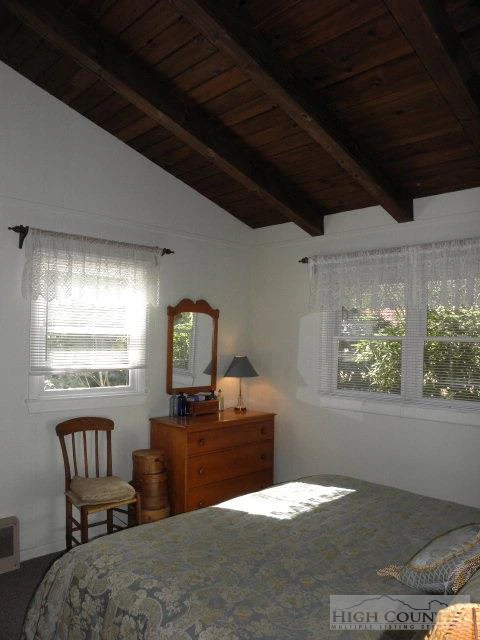 Image number 5 for the current listing