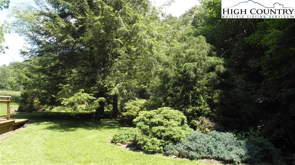 Image number 20 for the current listing