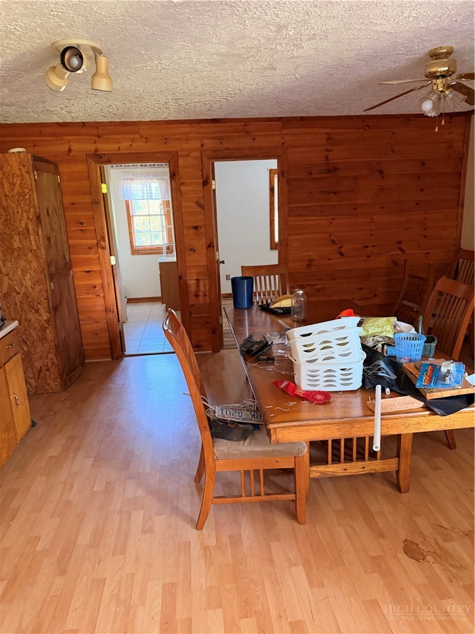 Image number 3 for the current listing