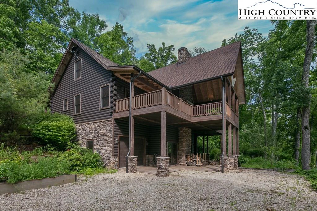 Image number 1 for the current listing