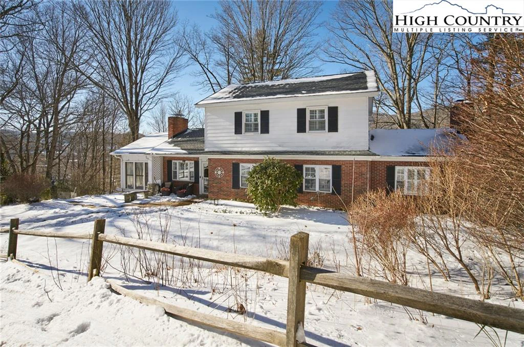 Image number 29 for the current listing