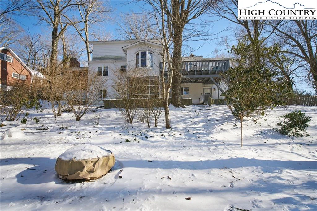 Image number 13 for the current listing