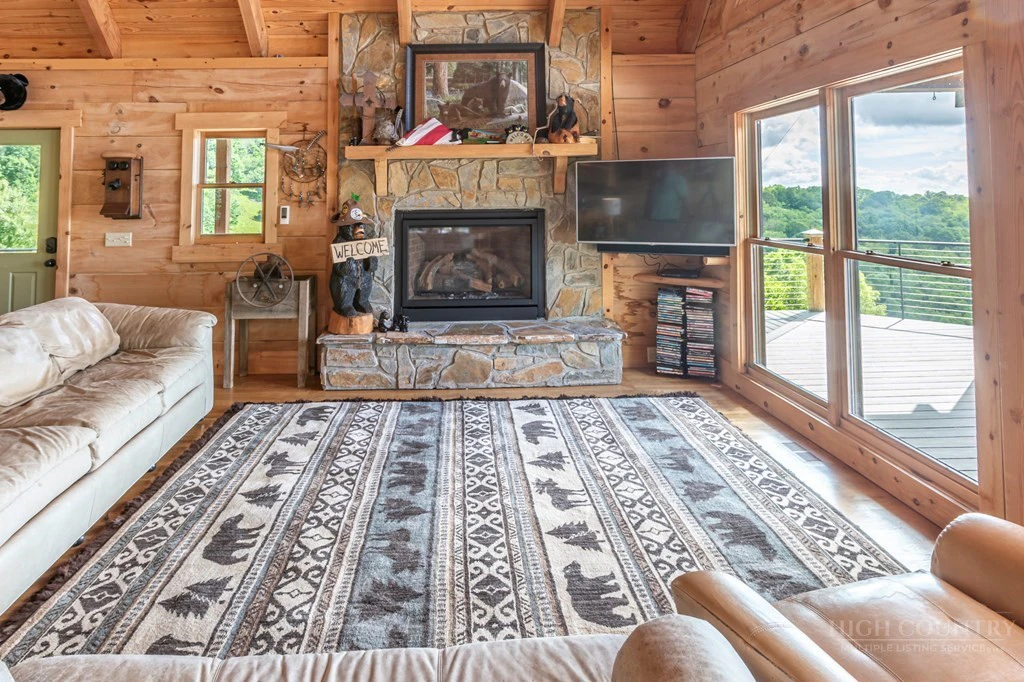 Image number 12 for the current listing