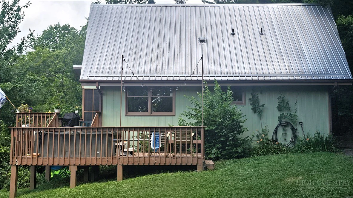 Image number 3 for the current listing