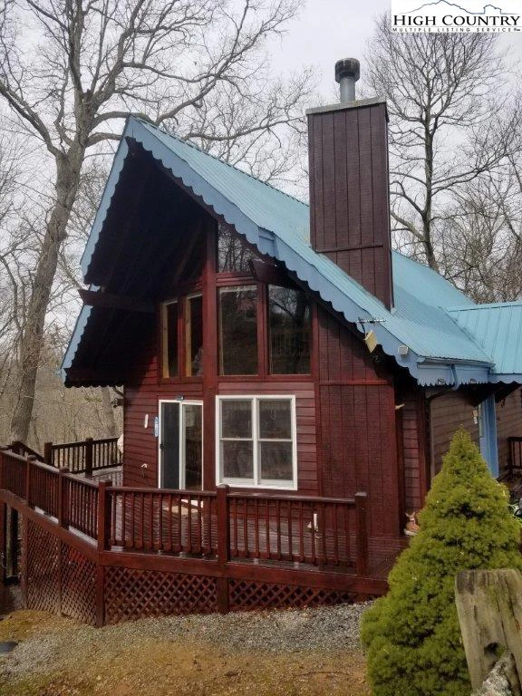 Image number 1 for the current listing