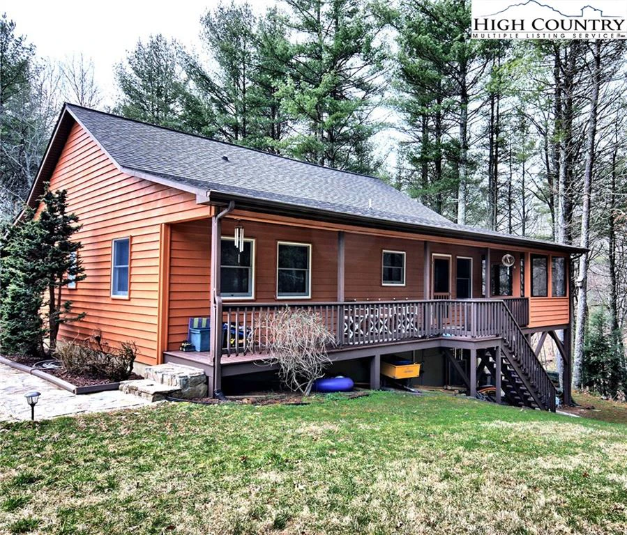 Image number 14 for the current listing