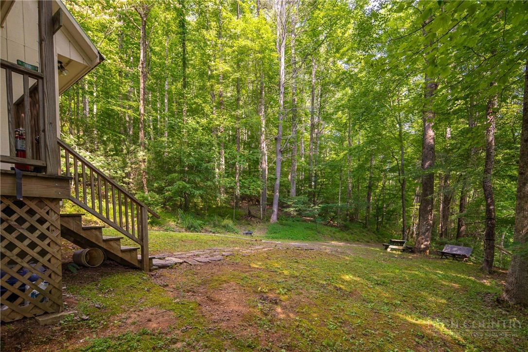 Image number 18 for the current listing