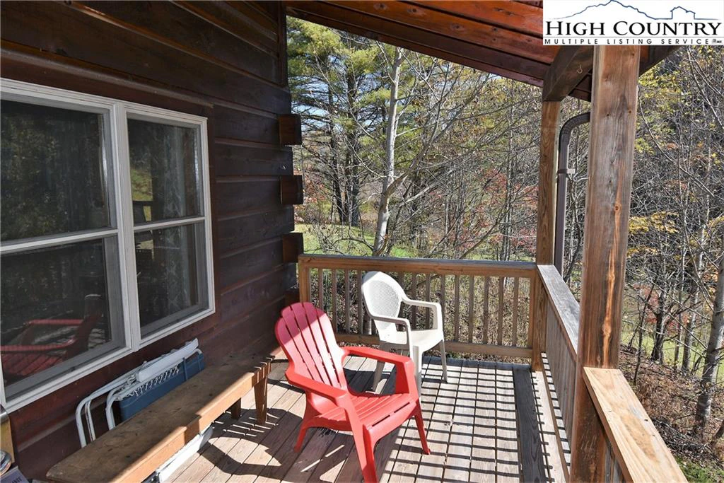 Image number 11 for the current listing