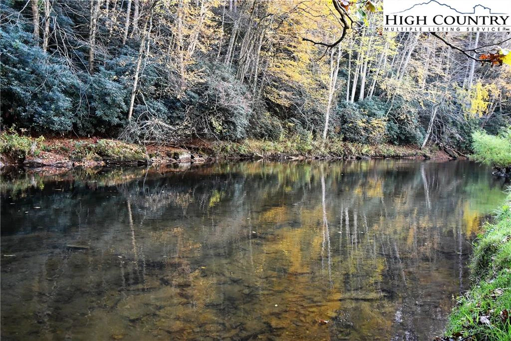 Image number 10 for the current listing